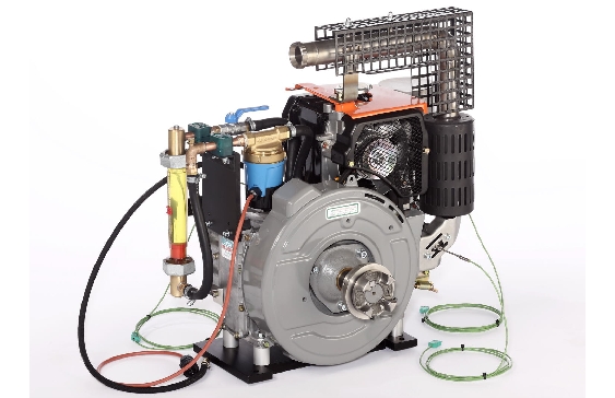 Water-cooled four-stroke diesel engine for CT 110