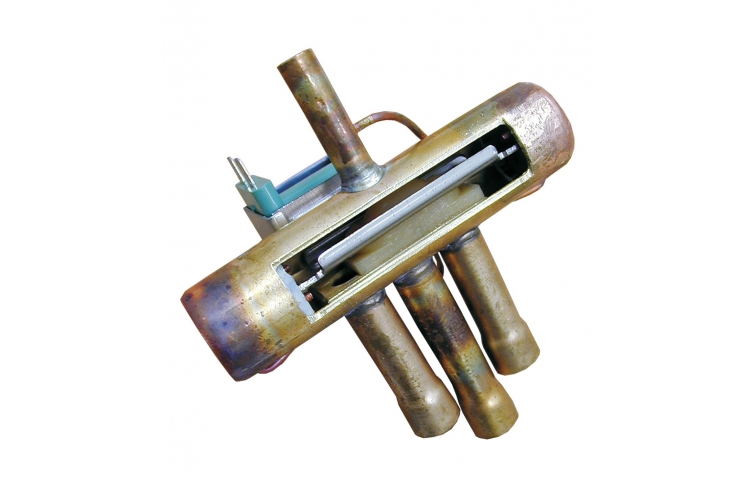 Cutaway model: 4-way reversing valve